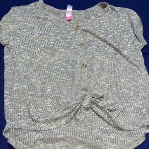 Cute grab n go shirt !